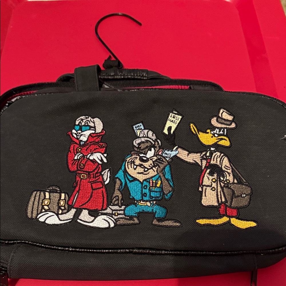 Looney Tunes vintage cosmetic bag